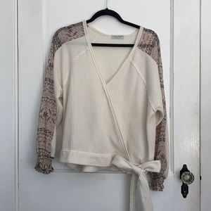 Paper Crane Tie-Front Blouse with Floral Patterned Sleeves Sz Large